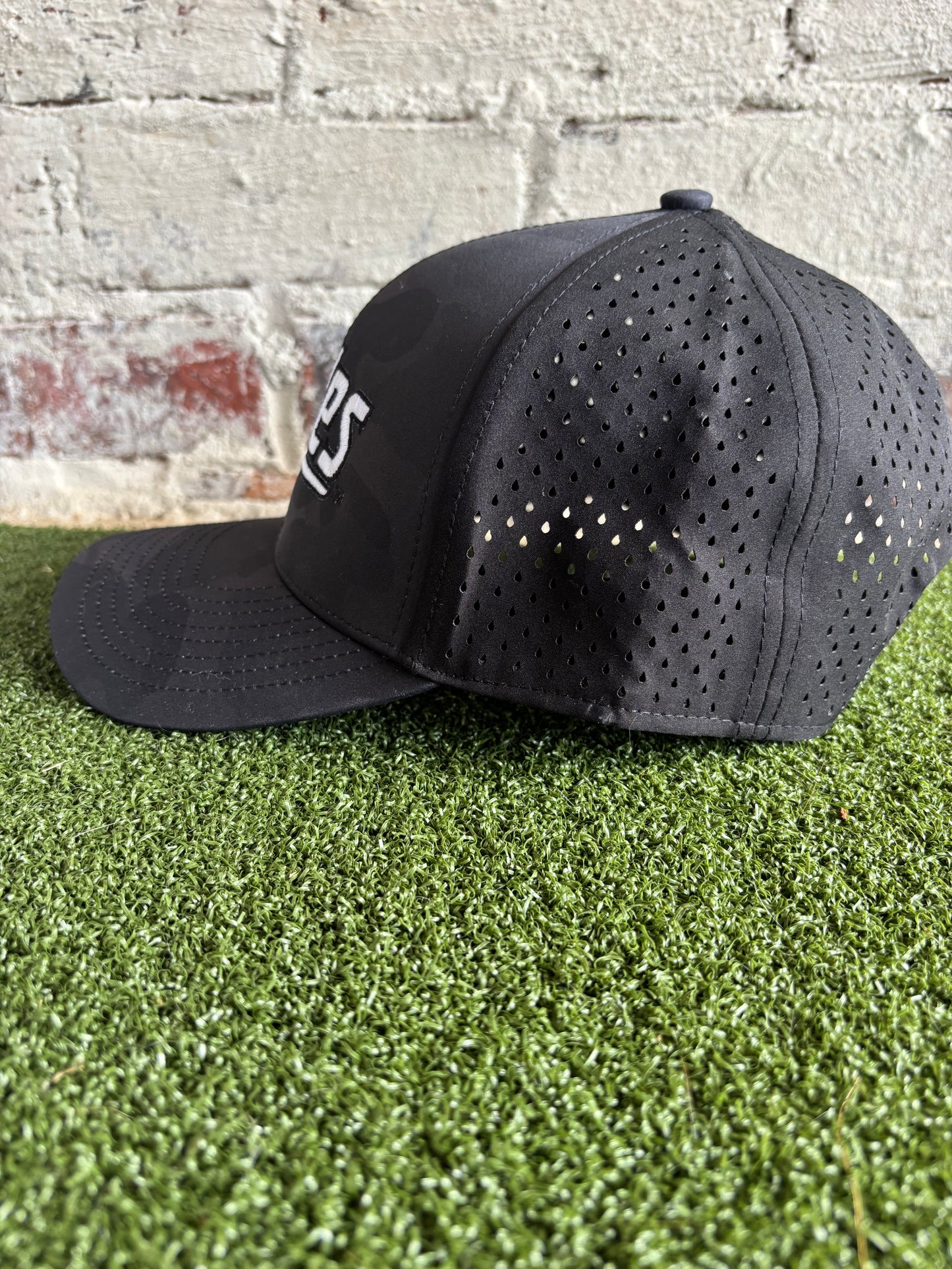 Eagles Performance Hat