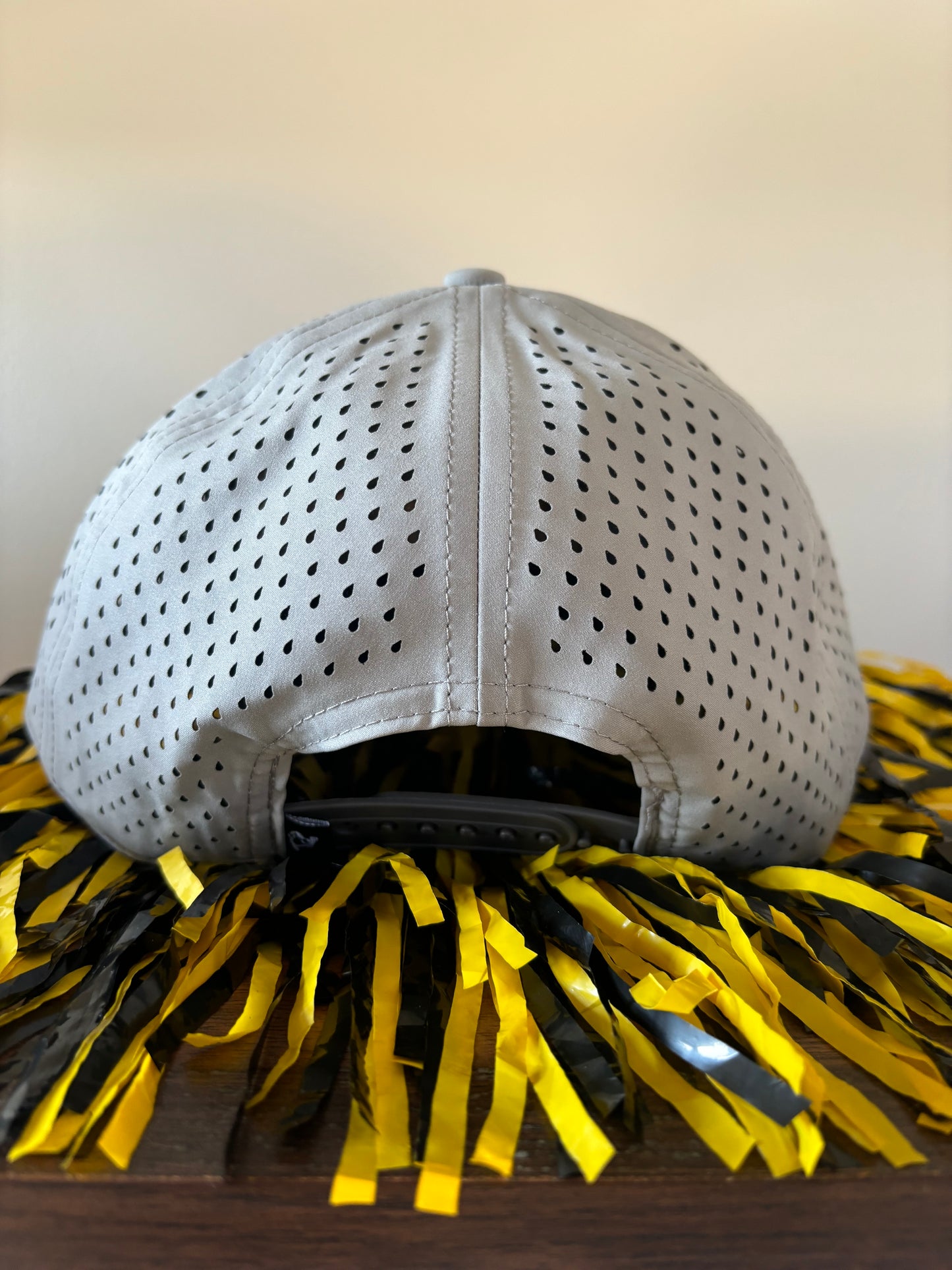 The Motto Performance Hat